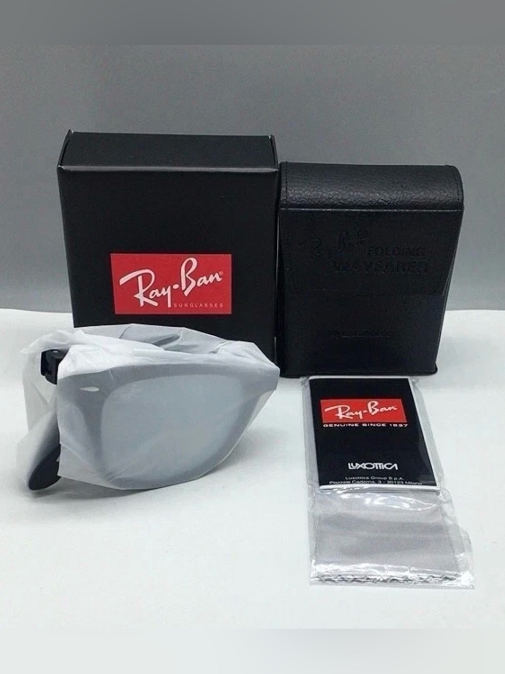 NWT Ray-Ban Folding Wayfarer RB4105 Black Silver Mirror 50mm - Picture 4 of 17